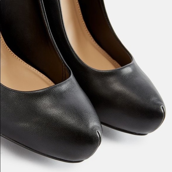 JustFab Tanna Pumps - Picture 5 of 6